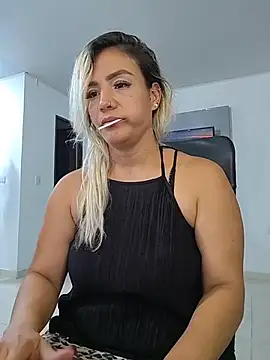Czat XXX na żywo – LuCKy_JoK