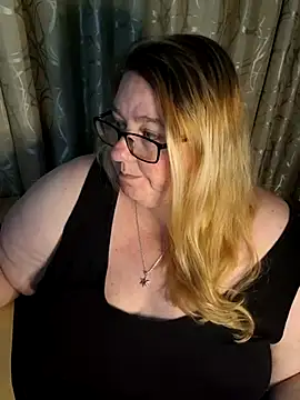 Show de Iceprincess2bad4u na webcam