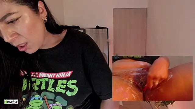Chat XXX en directo de urcute_kitten