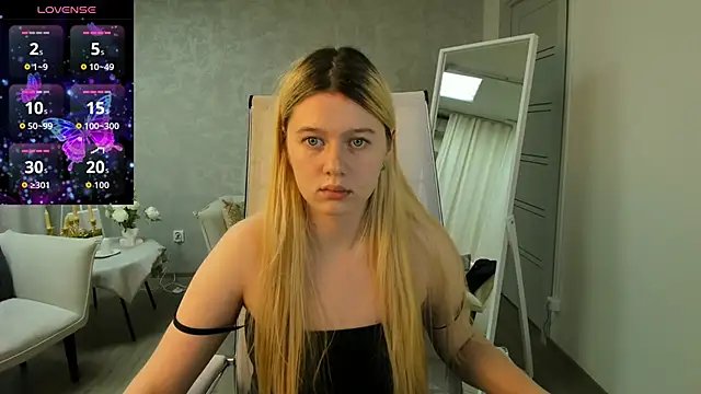 XXX chat uživo modela CelestineMauriac