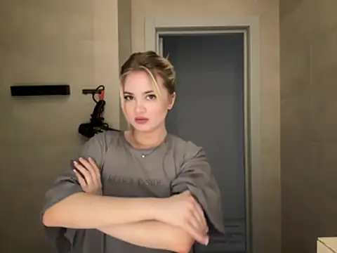 Chat +18 de kirtova_ ao vivo
