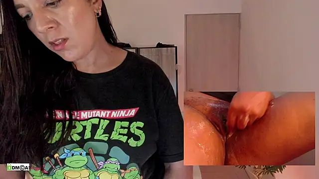 urcute_kitten's Live XXX Chat