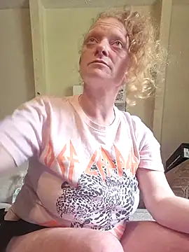 צ'אט XXX בשידור חי של Lil_Layla_Jane
