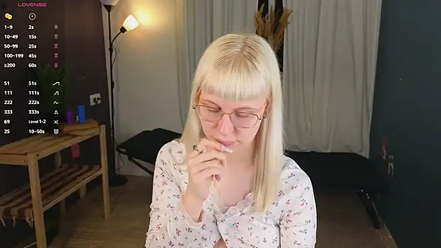 call_me_heaven Live XXX Chat