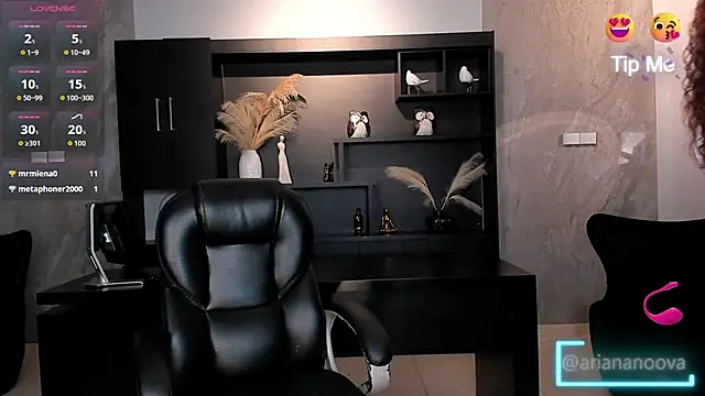 Živý XXX chat ArianaNova