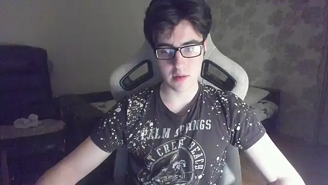 Knuckles17 Chat XXX live