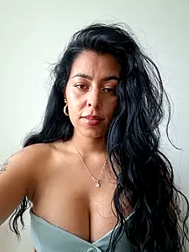 Luianna's Live XXX Chat