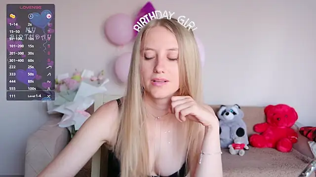 AngeelLina Adlı Modelin Canlı XXX Sohbeti