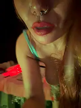 Miss_June666 现场XXX聊天