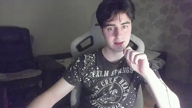 Knuckles17's Live XXX Chat