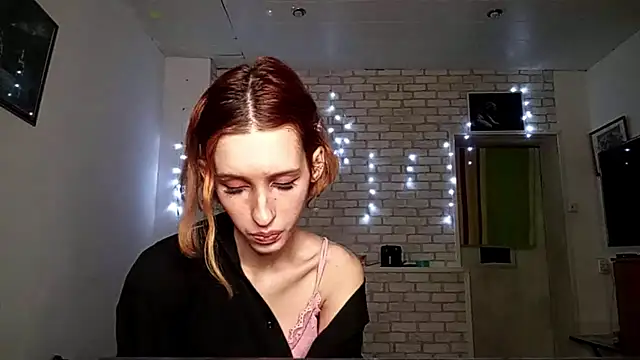 SirenFrost Live XXX-chat