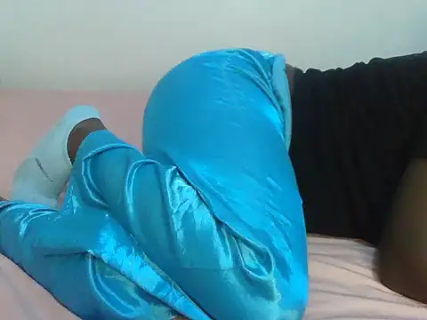 HOTMAYA254's Live XXX Chat