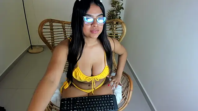 Chat +18 de Mindy_Claker ao vivo