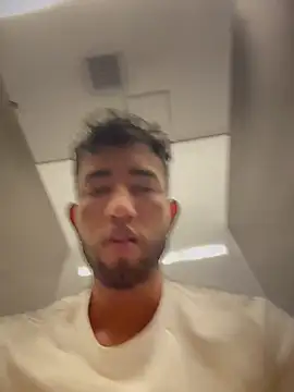 liam_bronwn Webbikameraesitys