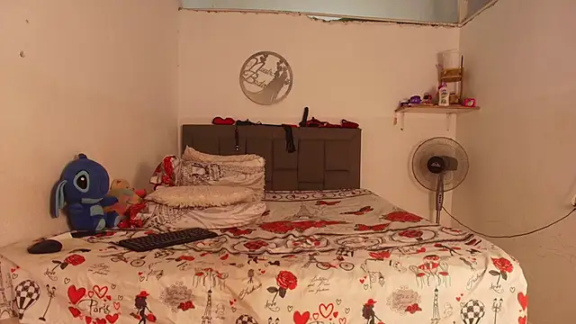 fire_lovex Adlı Modelin Canlı XXX Sohbeti