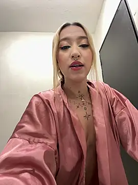 MollyCruz Chat XXX in diretta