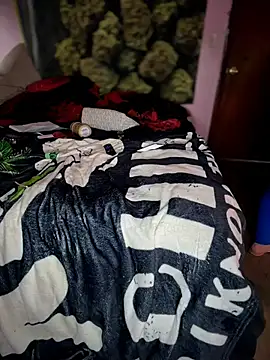 Milfshortcakes Chat XXX in diretta