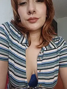 ScarlarletBlossomX's Live XXX Chat