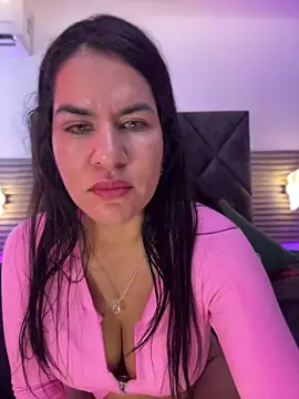 Zafira_Alabi – Naživo XXX chat