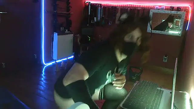 Ginny-the-bdsm-nympho 웹캠 쇼