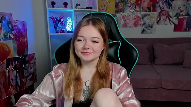 ElinaVale Chat XXX in diretta