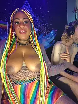 AmazonianMistress' Live XXX Chat