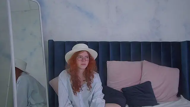 LauraDennis – Live XXX-chat