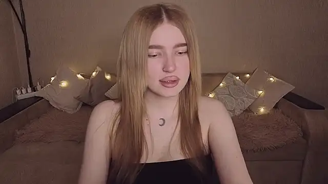 ViolettaLopez 现场XXX聊天