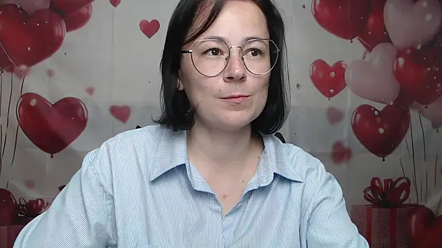 צ'אט XXX בשידור חי של MarieSho