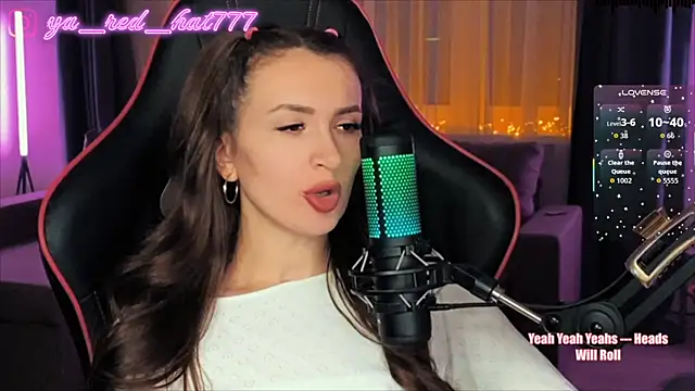 -RED_HAT-n Live XXX chat