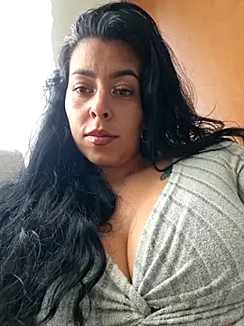 Chat XXX en directo de Luianna