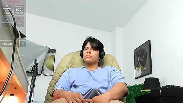 Chatroom XXX en direct de Thom_Ohtani