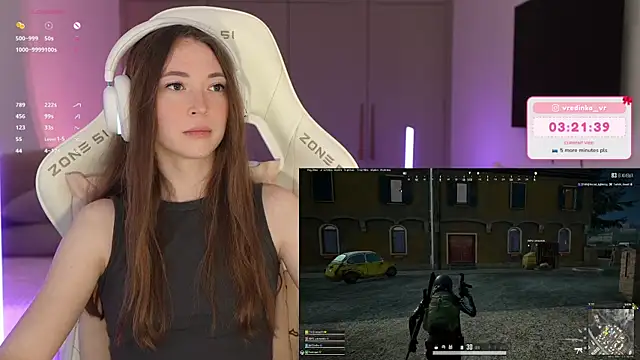 XXX chat uživo modela moleculegirl