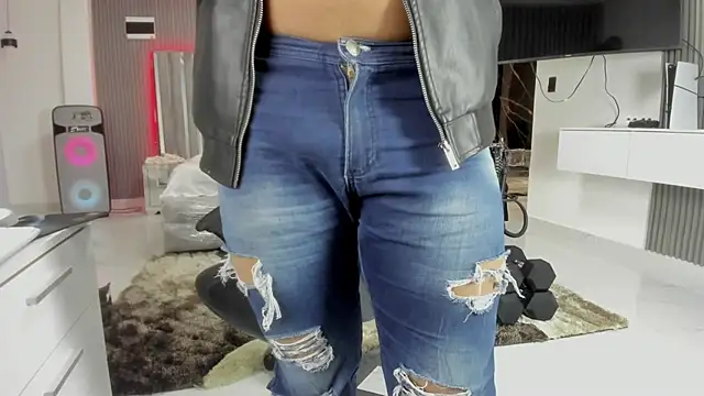 master_leather 现场XXX聊天