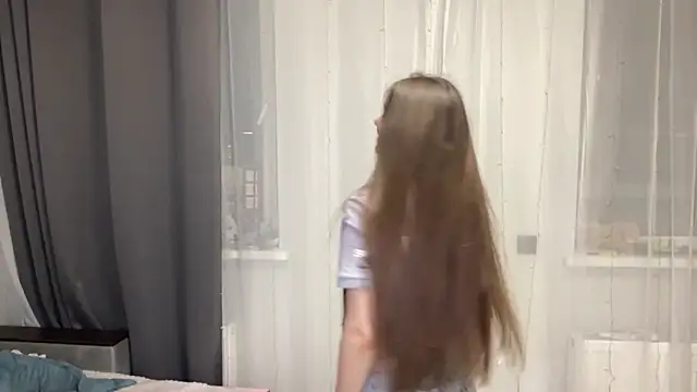 Liabae élő XXX-chatje