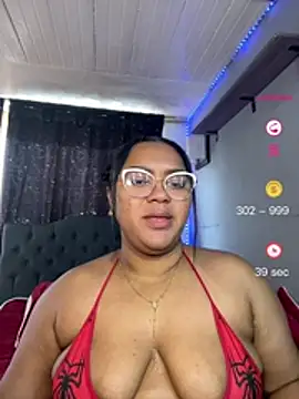 yanza2002 Show in webcam