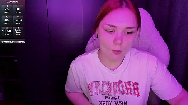 sophia_lix élő XXX-chatje