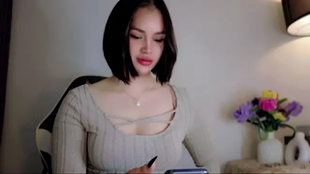 הופעת וובקאם של Anna_HollyDoll