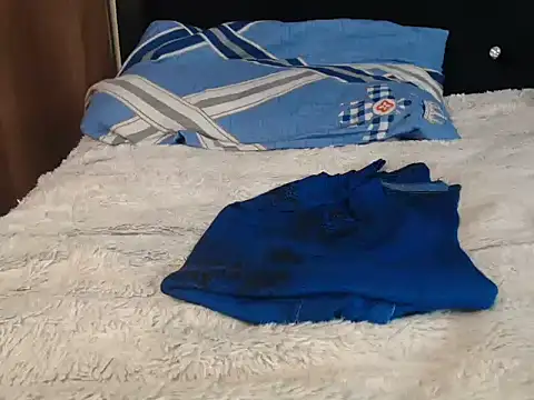 Queen_bee25's Live XXX Chat