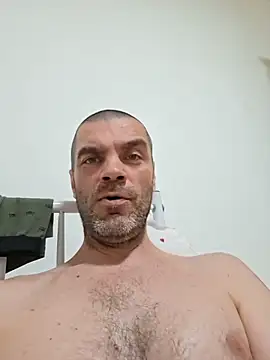 MASTERBALCANIAN live XXX chat