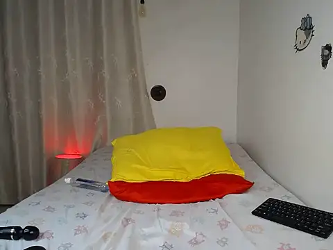 Chat +18 de RoseAmbeer ao vivo