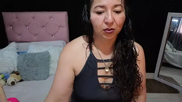 Živý XXX chat katifoxx