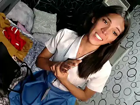 GORGEOUS_CARMEE's Webcam Show