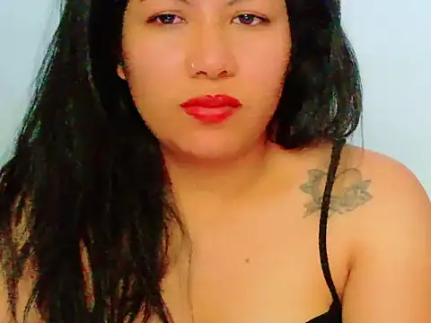 MojaditPussy's Live XXX Chat