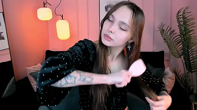 ChloeSunny чат на живо