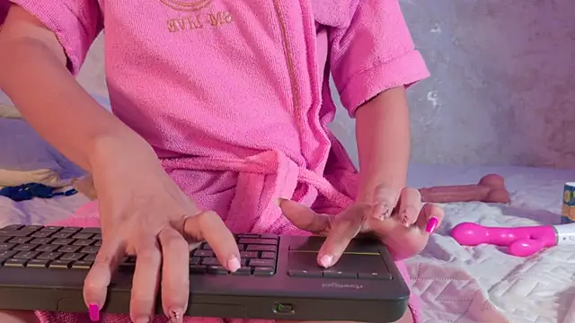 cristinapuerta_ XXX чат на живо