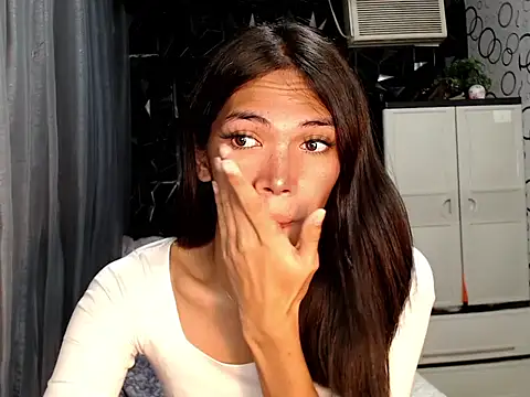 GORGEOUS_CARMEE Adlı Modelin Web Kamerası Şovu
