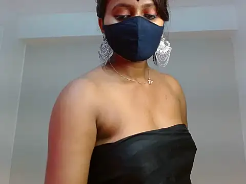 XXX chat uživo modela Hotginni4