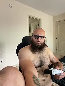 MastaWolfy élő XXX-chatje