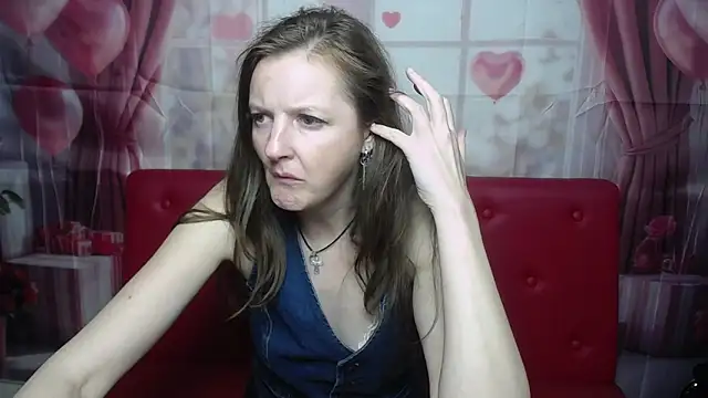 Chatroom XXX en direct de MeganPirs